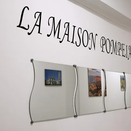 La Maison Pompeiana Bed and Breakfast 3*